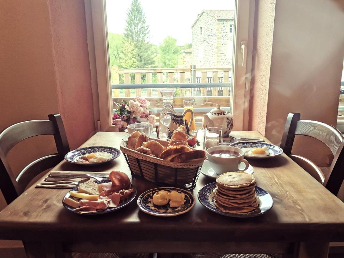 Auberge De Chanteuges エクステリア 写真